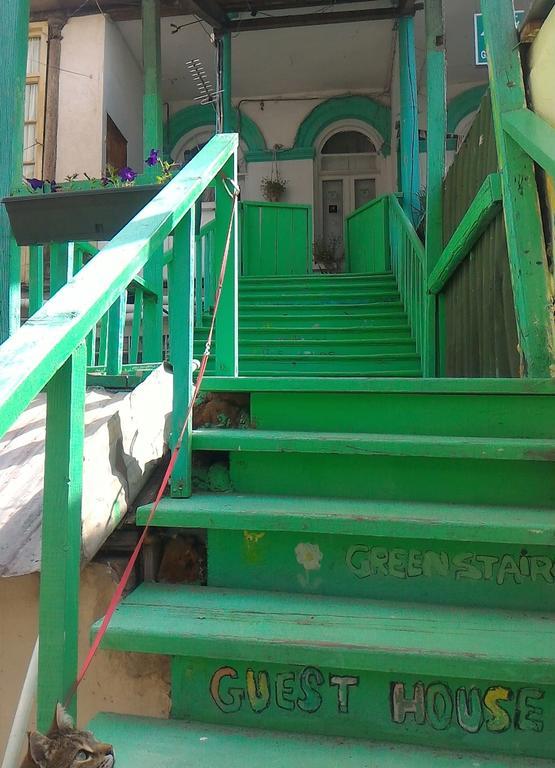 Green Stairs Guest House تبليسي المظهر الخارجي الصورة