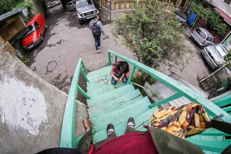 Green Stairs Guest House تبليسي المظهر الخارجي الصورة