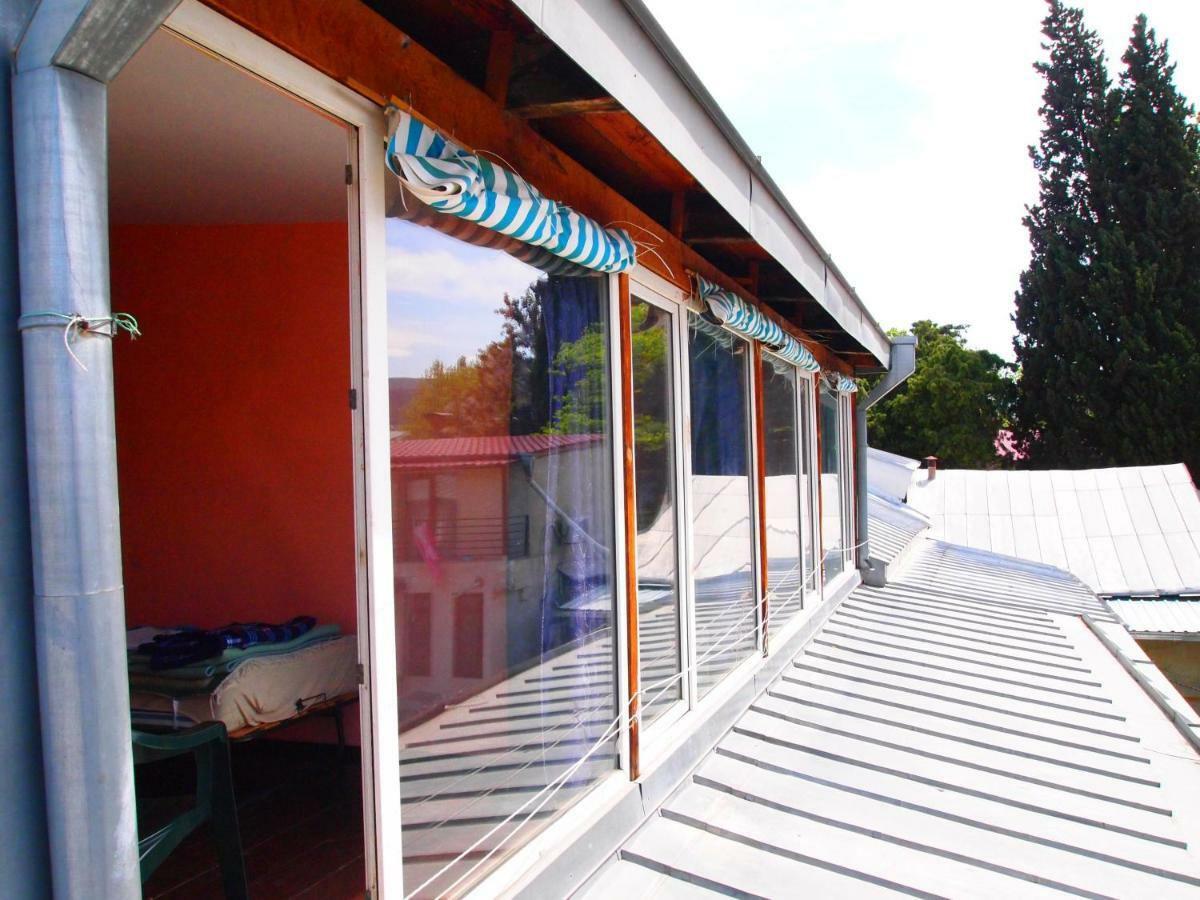 Green Stairs Guest House تبليسي المظهر الخارجي الصورة